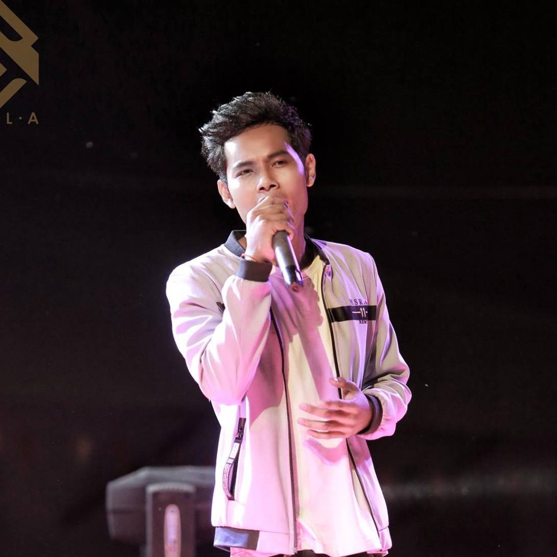 សិលា ថ្ម