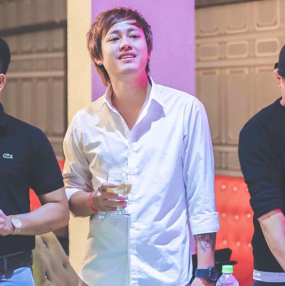 មង្គល ទីណា