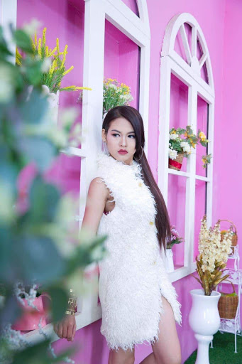 ដា នីកា